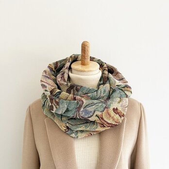 【秋冬のファッションを華やかにしてくれる】花柄ゴブラン織りのおしゃれスヌード♪ロングタイプの画像